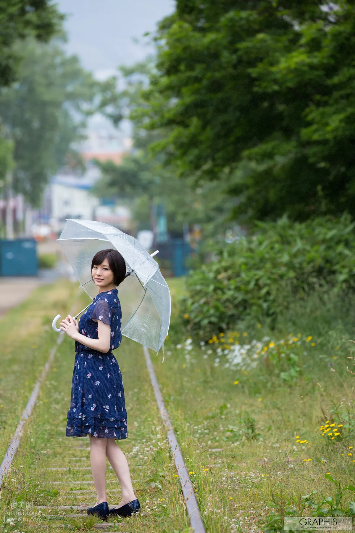 [Graphis] 2015.09.07 Summer Special 2015 鈴村 あいり page 38