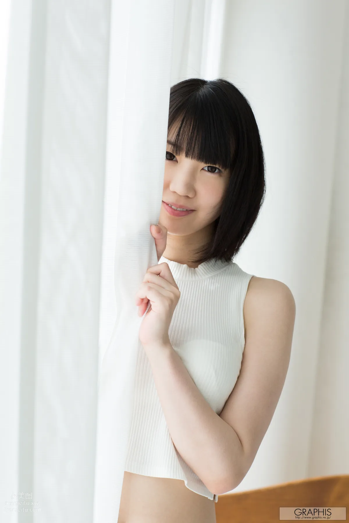 [Graphis] 2015.09.30 Gals 鈴木心春 page 8