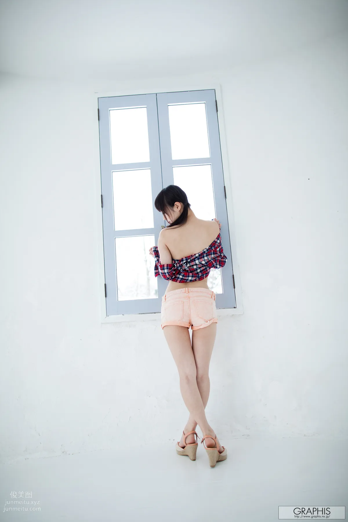 [Graphis] 2016.03.30 初脫ぎ娘 北川 ゆず page 16