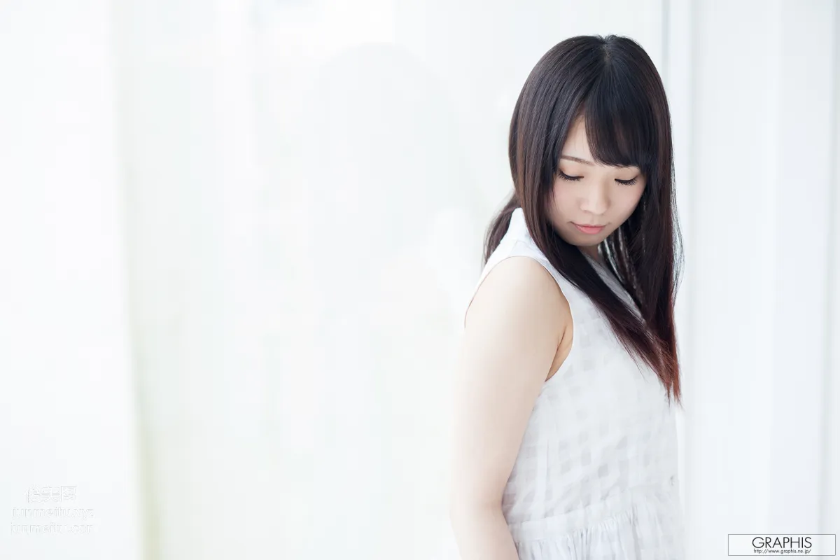 [Graphis] 2016.03.30 初脫ぎ娘 北川 ゆず page 64