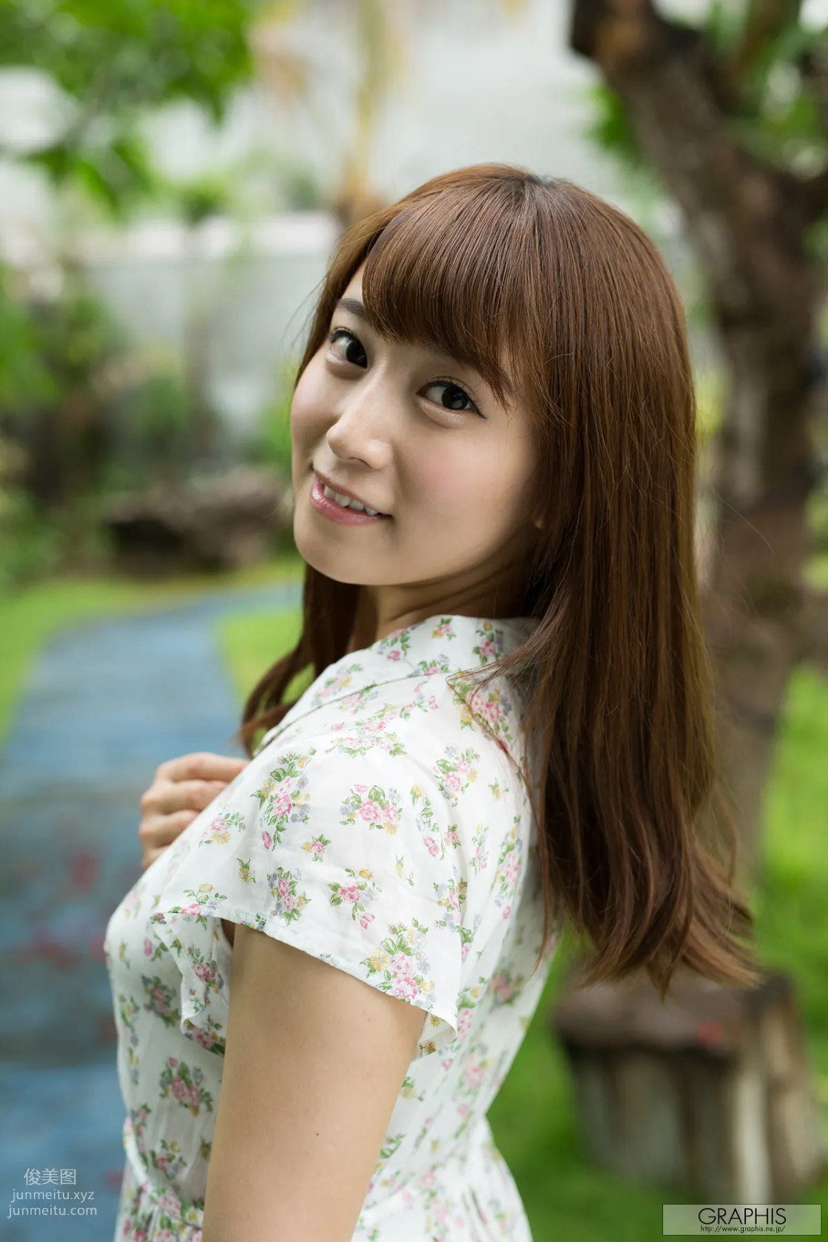 [Graphis] 2016.05.16 Gals Minami Hatsukawa 初川 みなみ 『Ladylike Cute Girl』 page 5