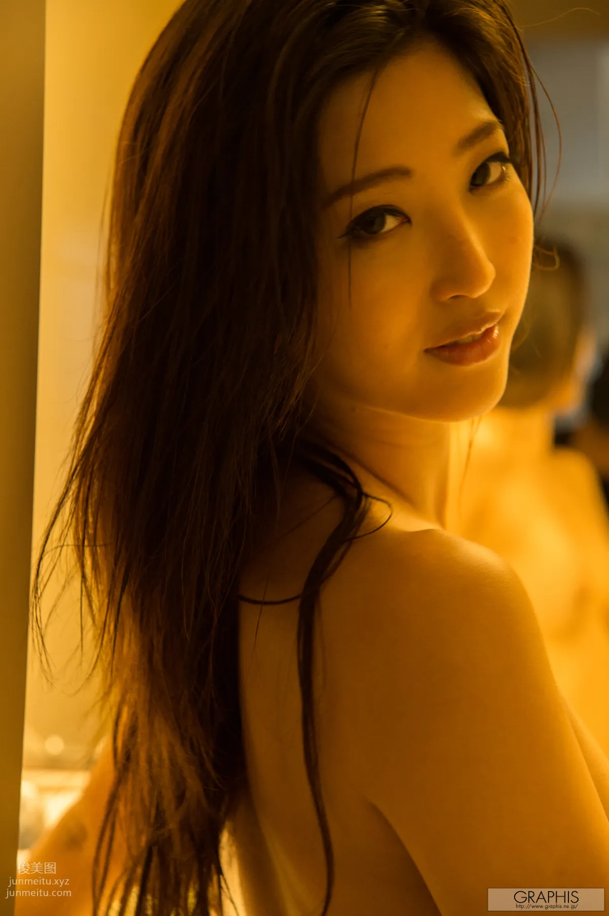 [Graphis] 2016.06.15 Graphis Gals Miri Mizuki 水稀みり page 107