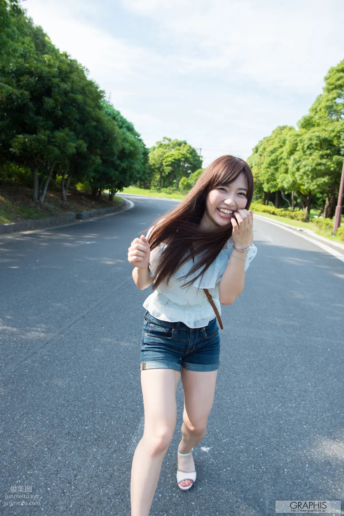 [Graphis] 2016.09.19 LIMITED SPECIAL GALLERY 市川まさみ Masami Ichikawa page 20