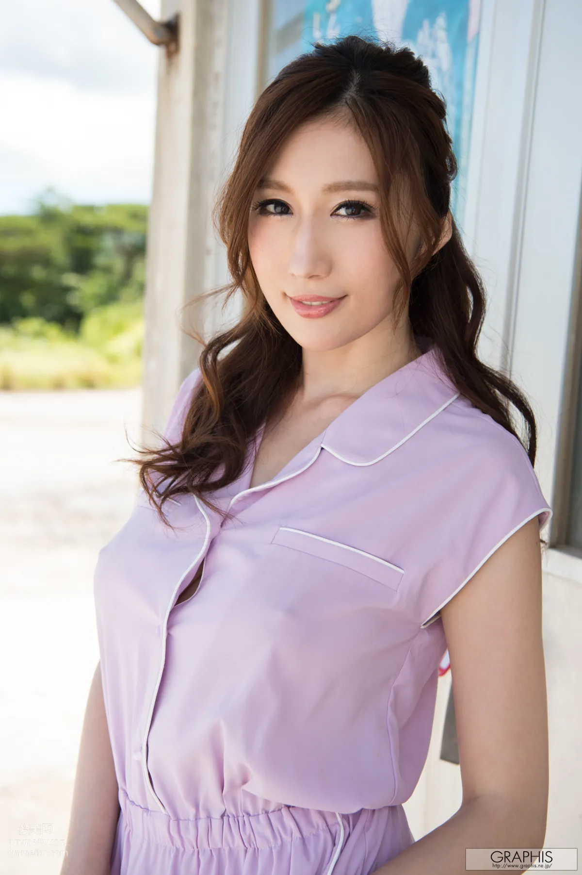 [Graphis] 2016.10.10 Gals Julia ジュリア 『Vivacity Shine』 page 48