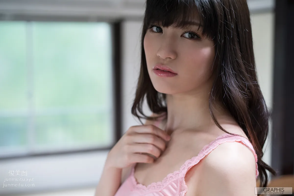 [Graphis] 2016.10.19 Gals Shoko Takahashi 高橋 しょう子 『Noble Bomb』 page 53