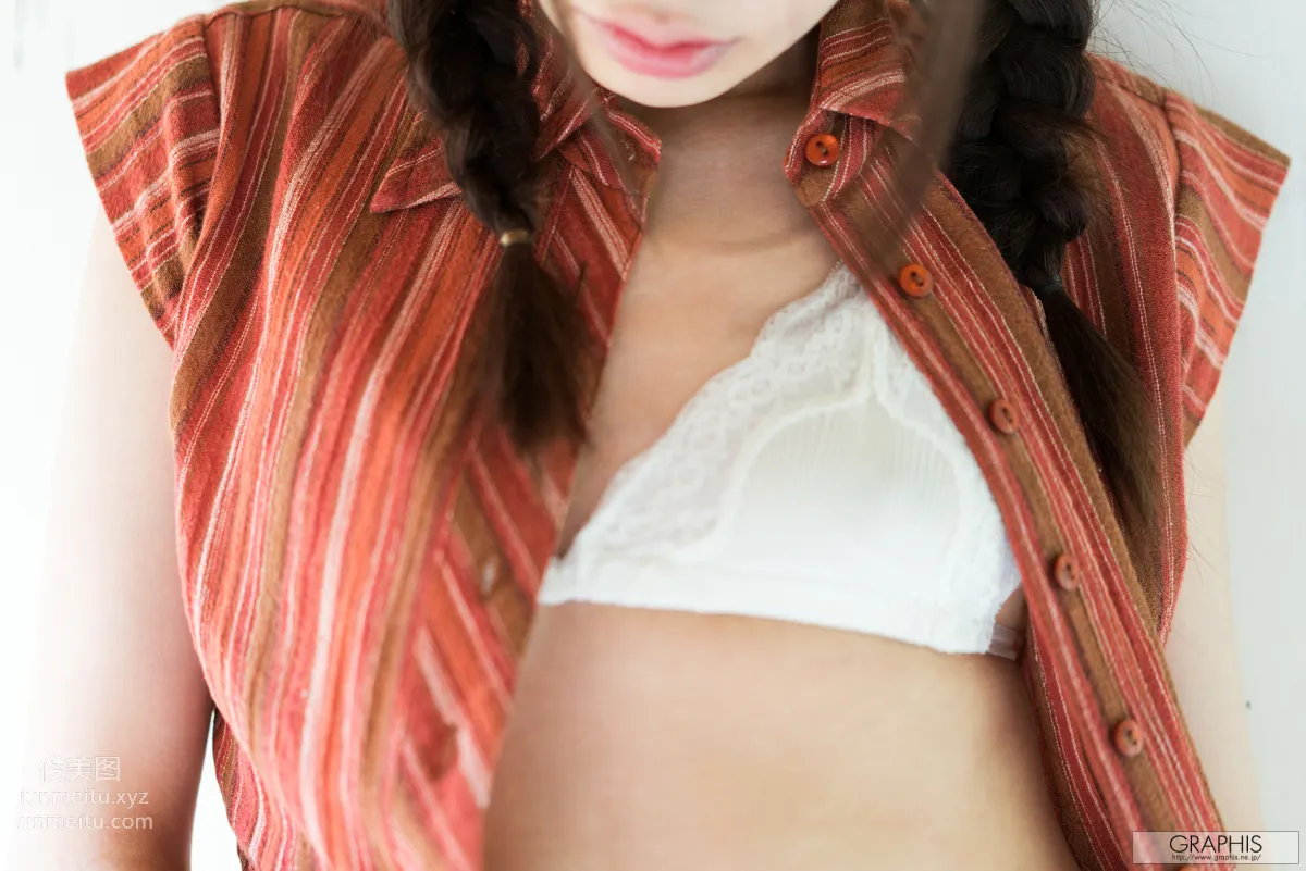 [Graphis] 2016.11.07 初脫ぎ娘 No.147 凰 かなめ Kaname Ootori page 48