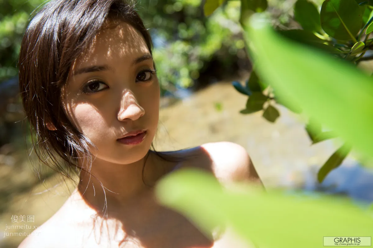 [Graphis] 2016.12.05 An Tsujimoto 辻本 杏 『 Oriental Lily 』 page 87