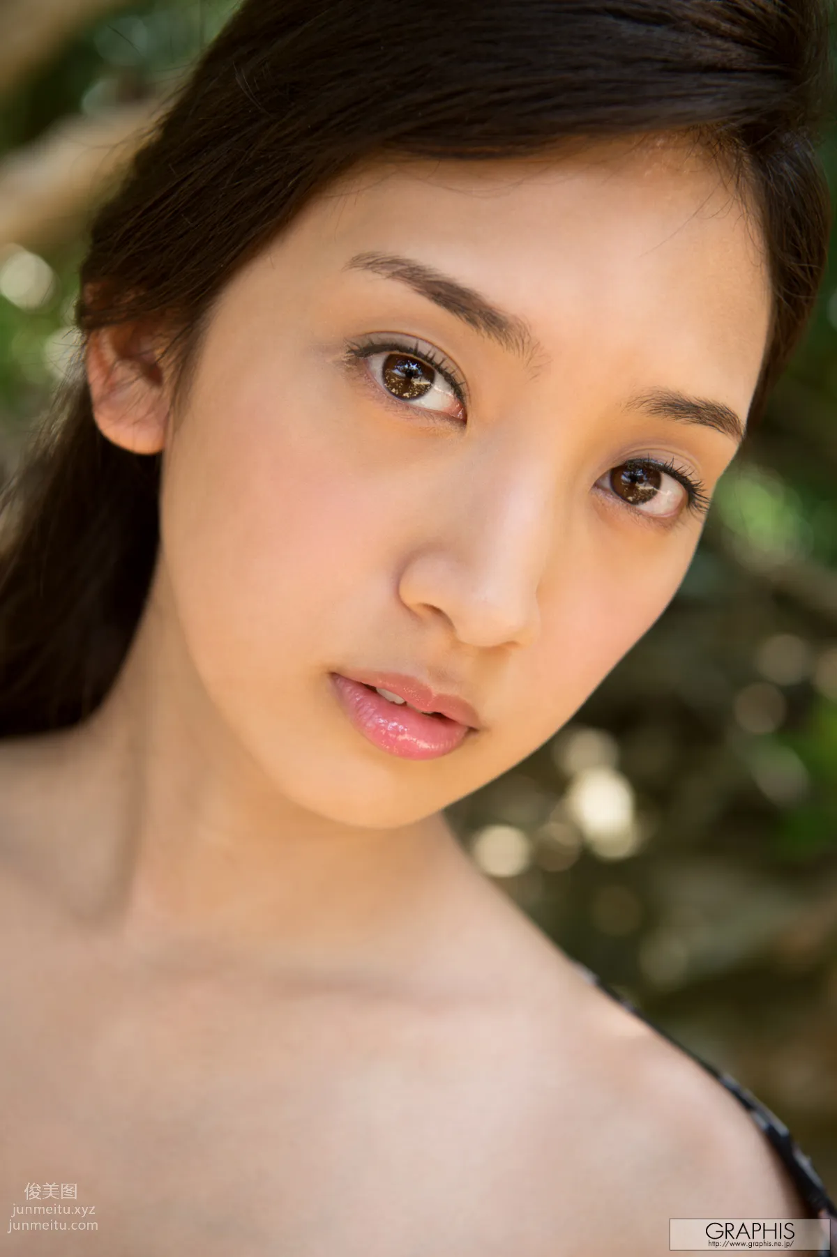 [Graphis] 2016.12.05 An Tsujimoto 辻本 杏 『 Oriental Lily 』 page 35