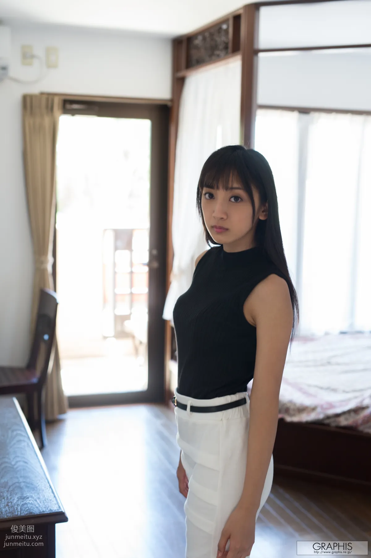 [Graphis] 2016.12.05 An Tsujimoto 辻本 杏 『 Oriental Lily 』 page 99