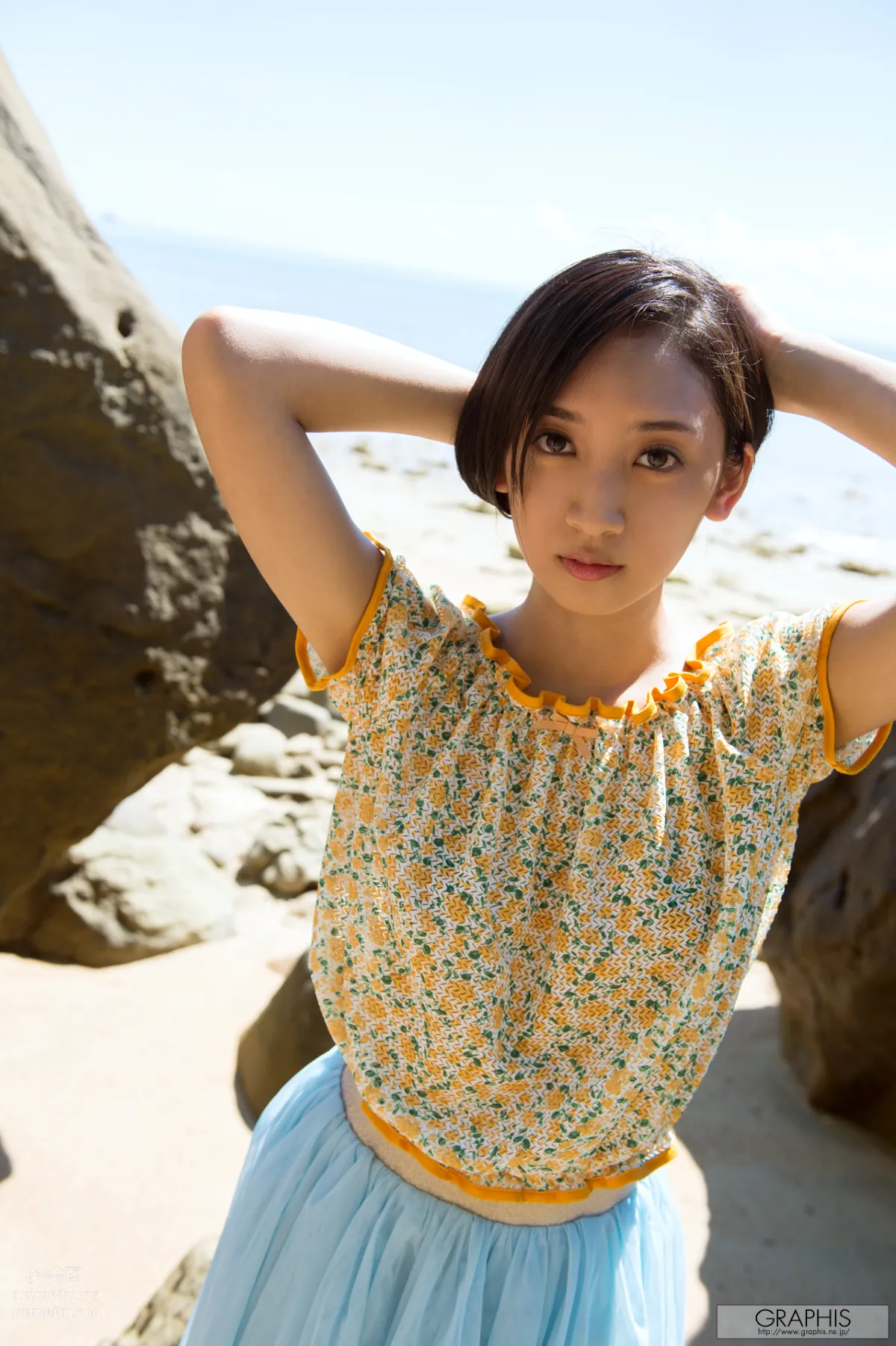 [Graphis] 2016.12.05 An Tsujimoto 辻本 杏 『 Oriental Lily 』 page 70