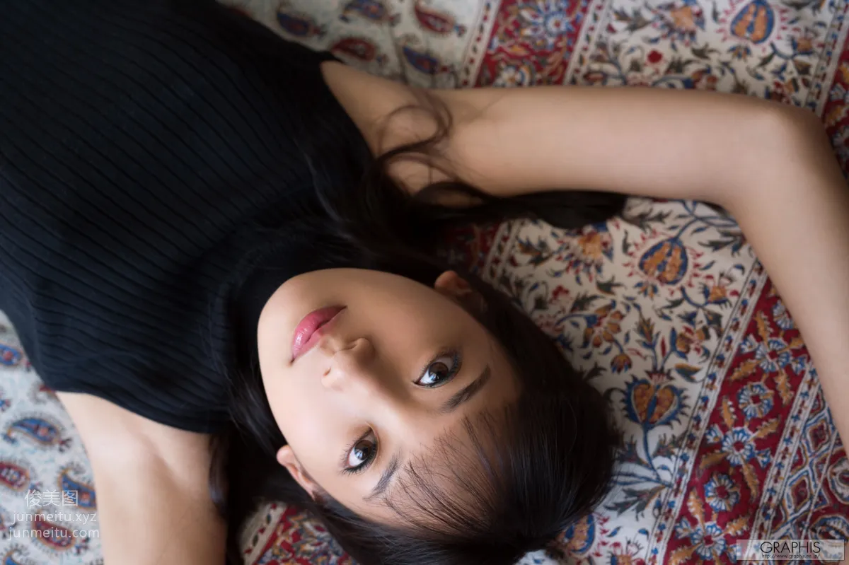 [Graphis] 2016.12.05 An Tsujimoto 辻本 杏 『 Oriental Lily 』 page 106
