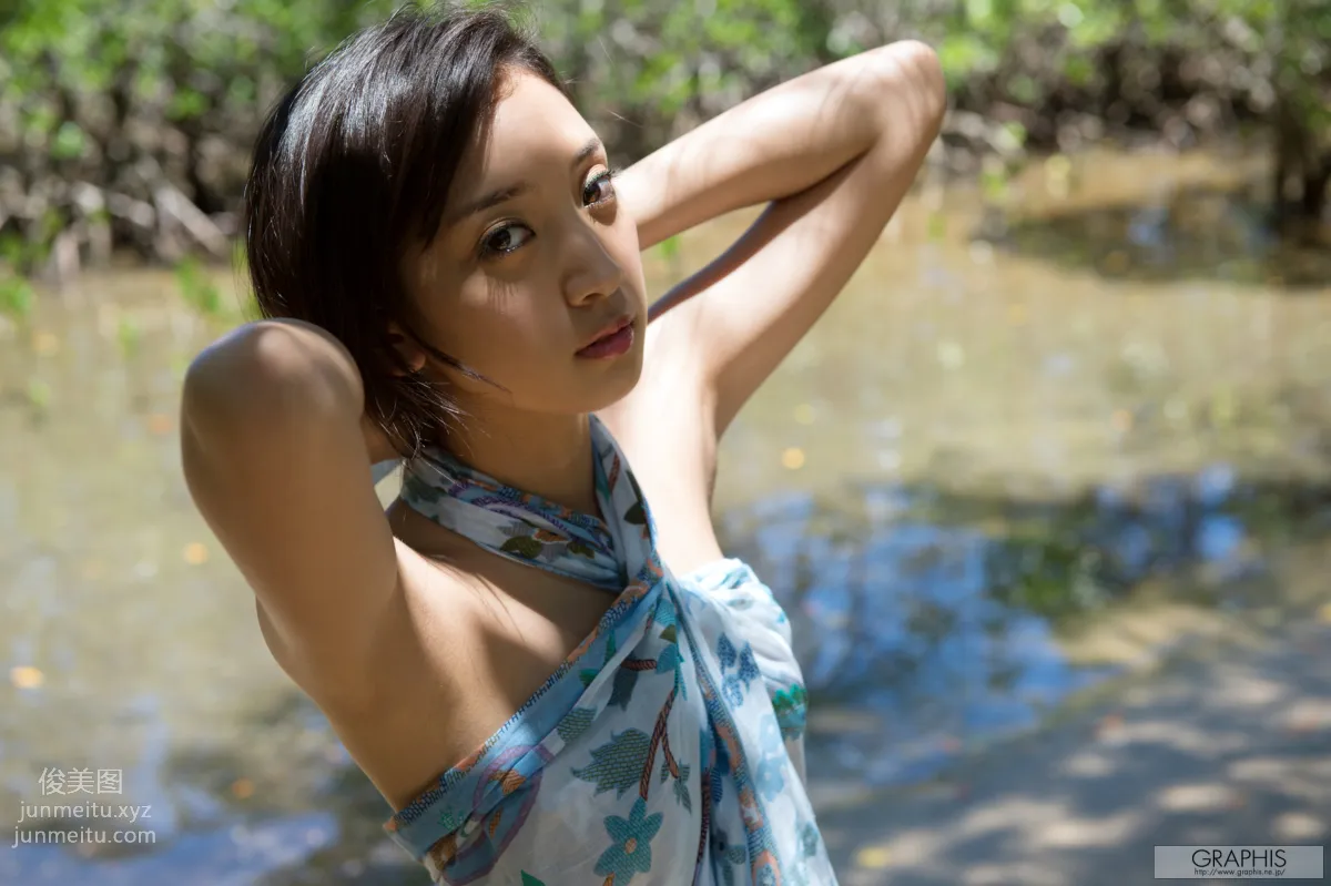 [Graphis] 2016.12.05 An Tsujimoto 辻本 杏 『 Oriental Lily 』 page 81