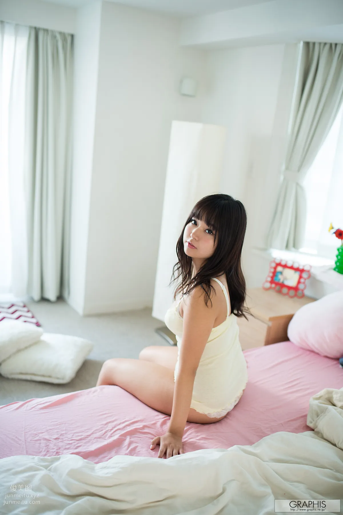 [Graphis] 2016.12.12 Nana Ayano 彩乃 なな 『 Whimsical cat 』 page 11