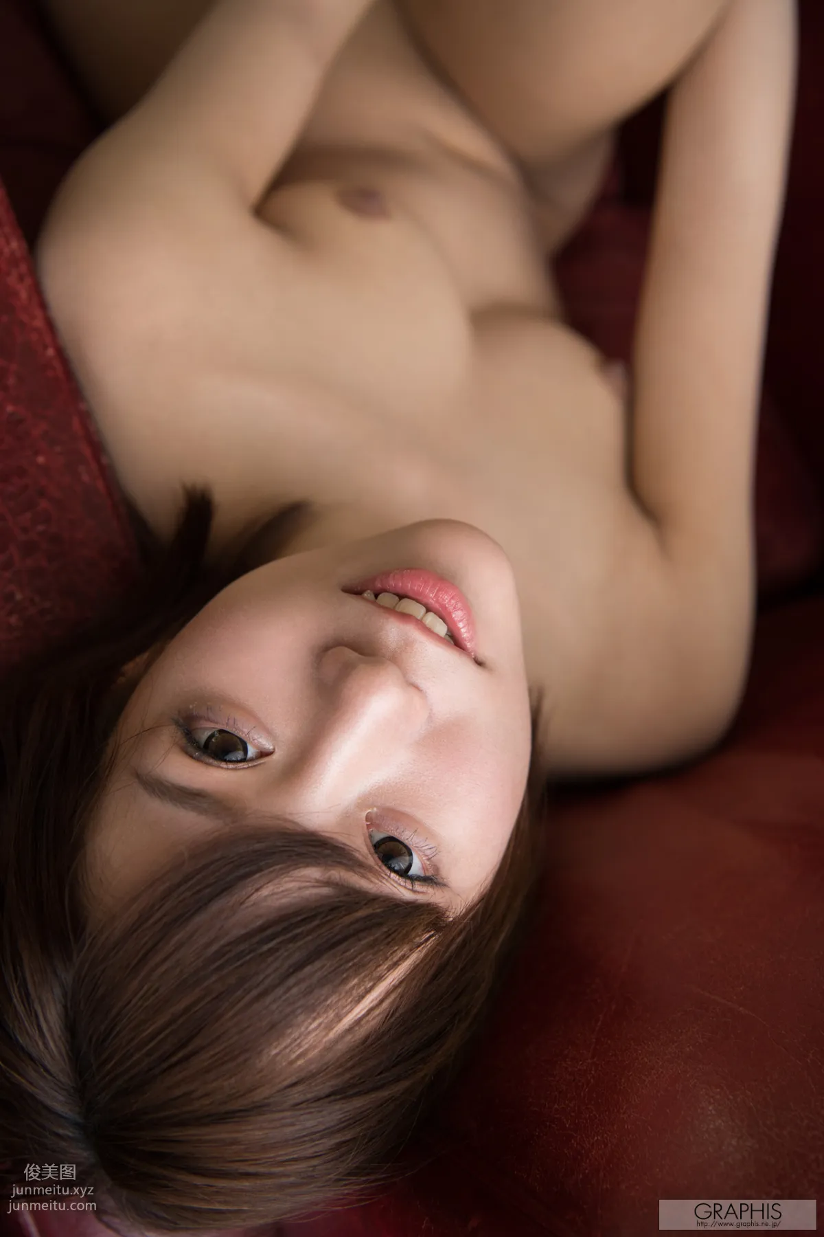[Graphis] 2016.12.19 Tsubasa 翼 『 first gravure 』 page 32