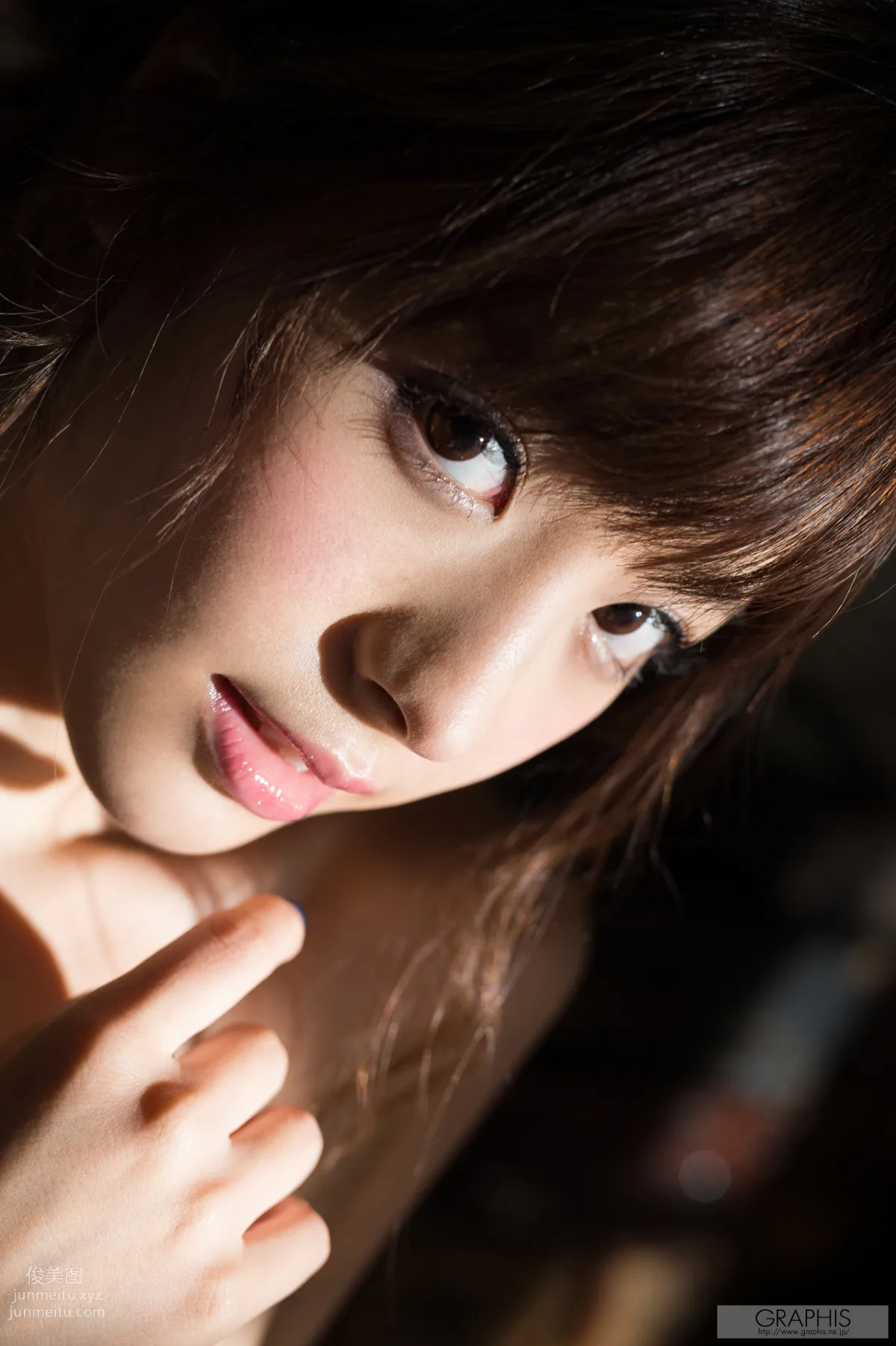 [Graphis] 2016.12.26 Kana Momonogi 桃乃木 かな Dazzling fruit page 106