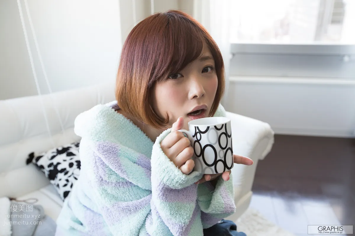 [Graphis] Mana Sakura 紗倉まな 『 SPRING SPECIAL 2016 』 page 46