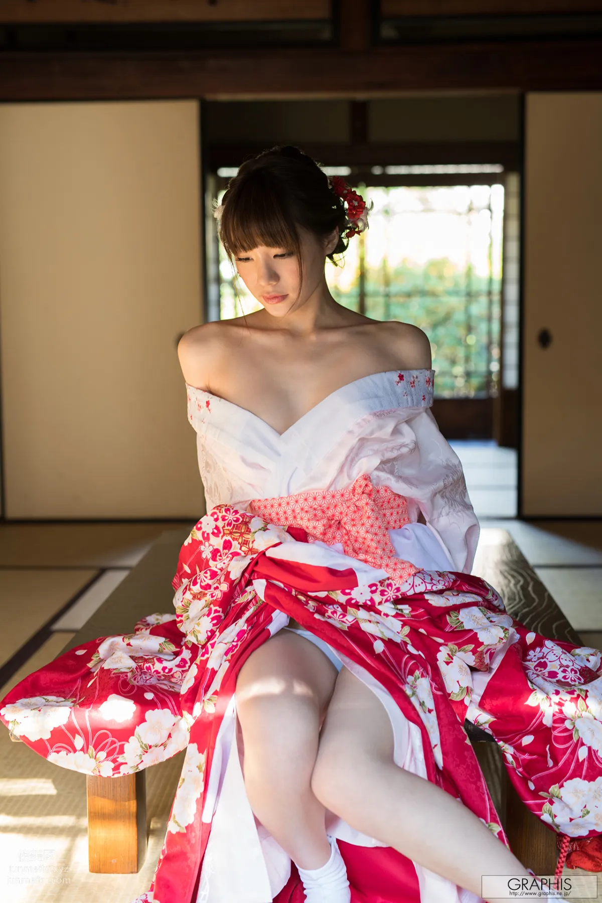[Graphis] 2017.01.01 Airi Suzumura 鈴村 あいり Limited Edition page 21