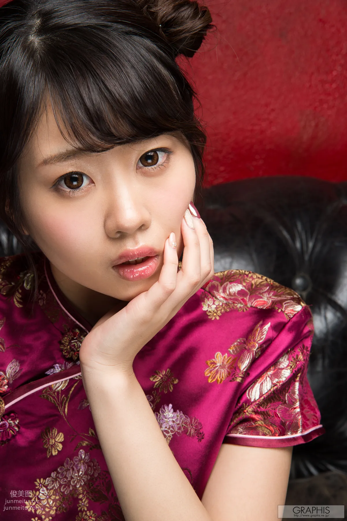 [Graphis] 2017.01.30 Suzu Harumiya 春宮 すず Kaleidoscope page 133