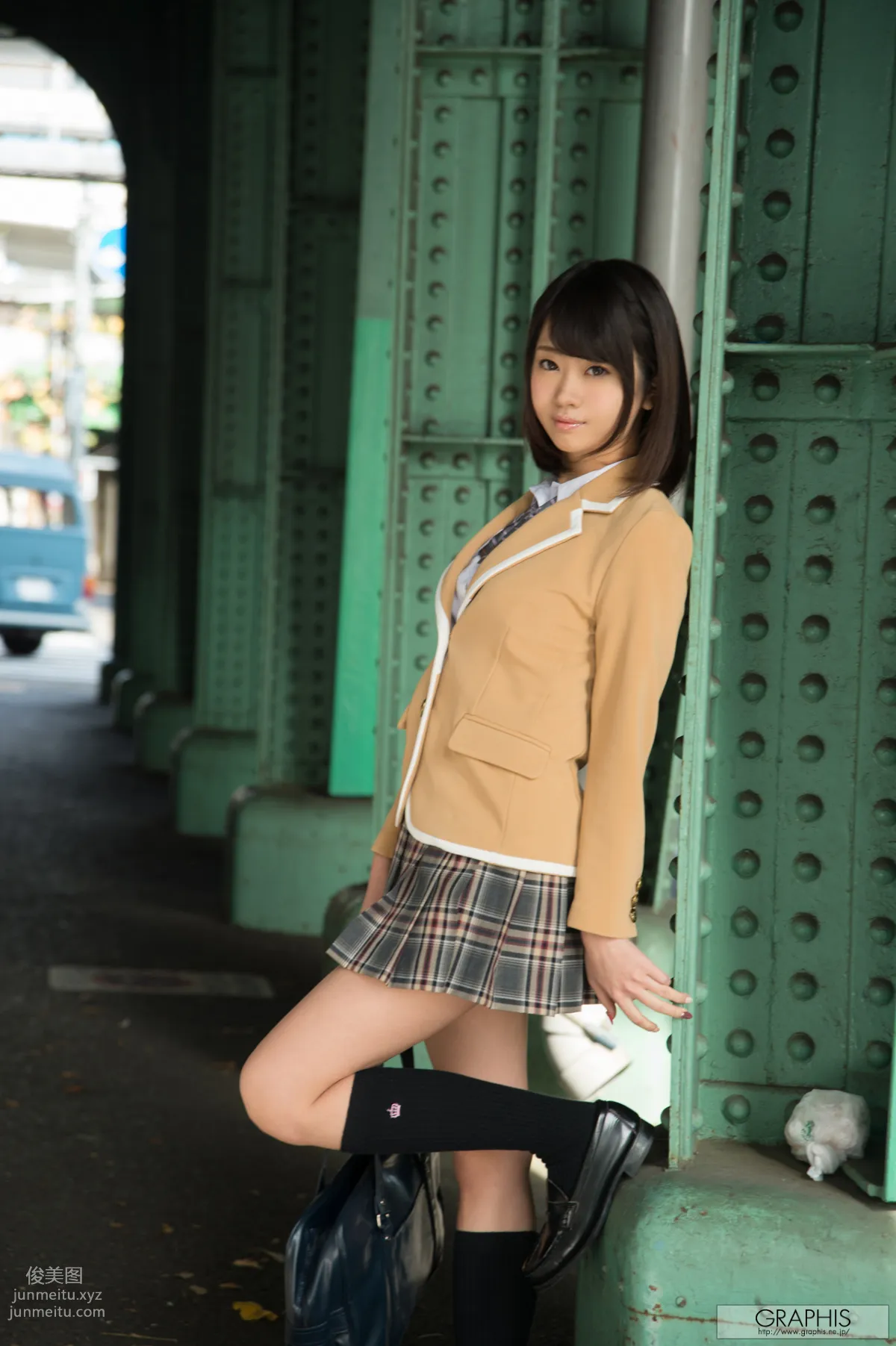 [Graphis] 2017.01.30 Suzu Harumiya 春宮 すず Kaleidoscope page 5