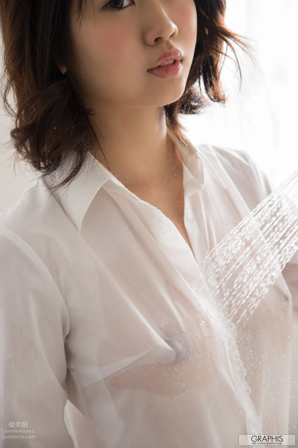 [Graphis] 2017.01.30 Suzu Harumiya 春宮 すず Kaleidoscope page 118