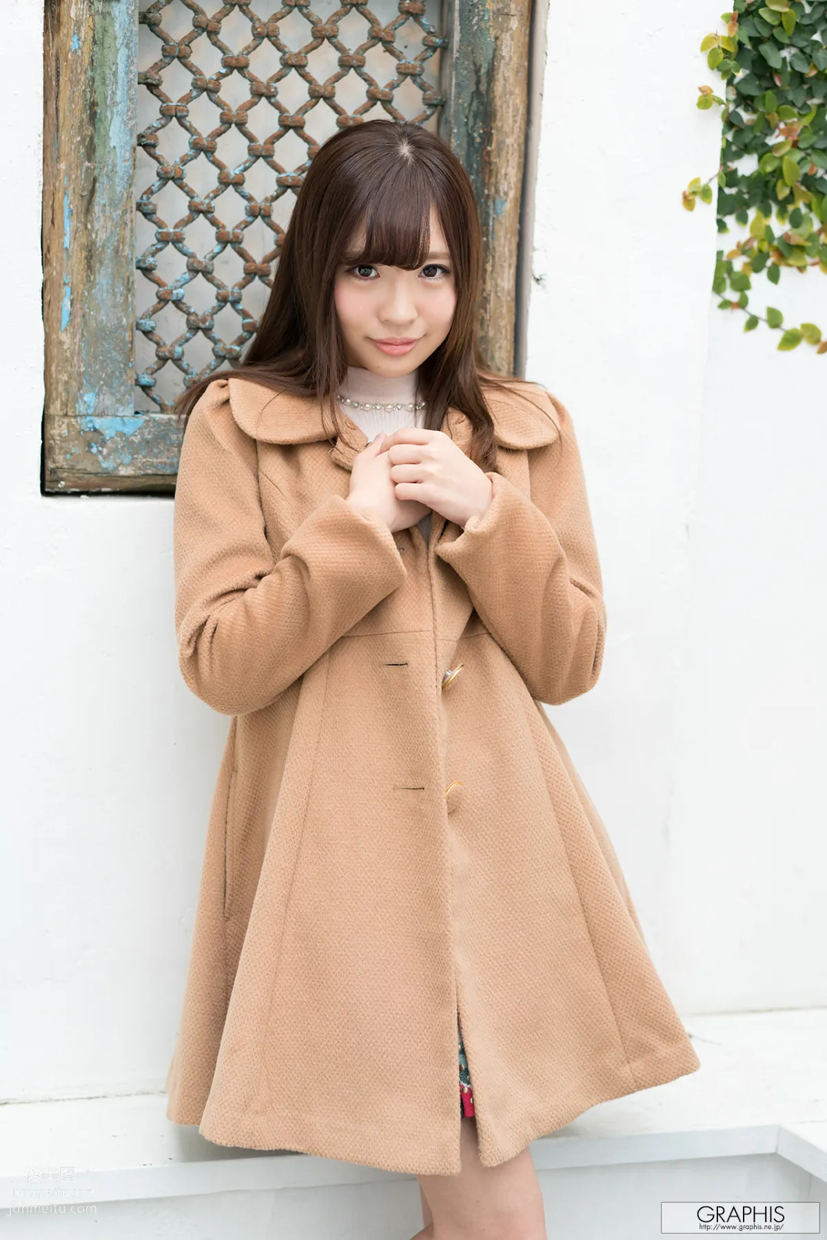 [Graphis] 2017.03.01 Aya Sazanami 佐々波 綾 『 Ceylon wrightia 』 page 4