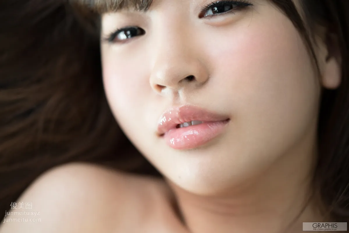 [Graphis] 2017.03.01 Aya Sazanami 佐々波 綾 『 Ceylon wrightia 』 page 37
