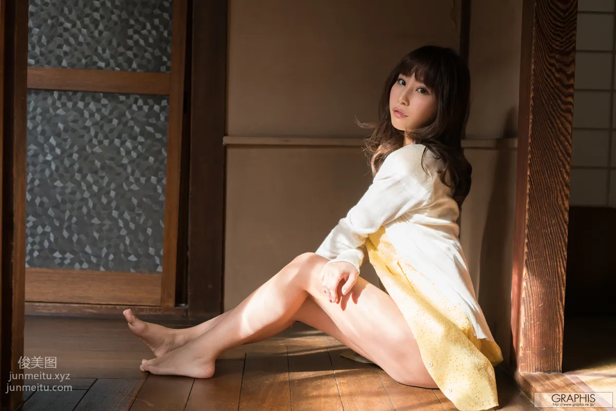 [Graphis] 2017.03.08 Syunka Ayami あやみ 旬果 『 Sunbeams leaves 』 page 5
