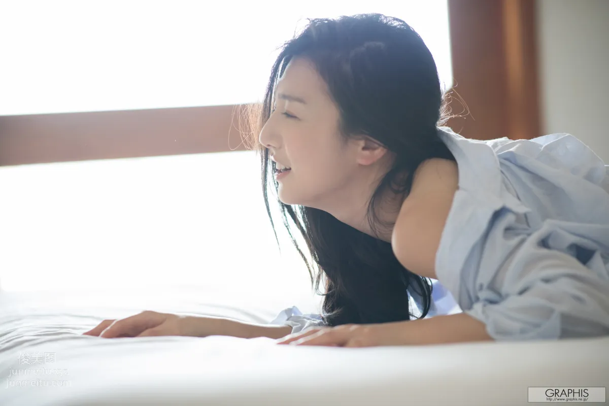 [Graphis] 2017.03.27 Iori Kogawa 古川 いおり『 Midday Illusion 』 page 94