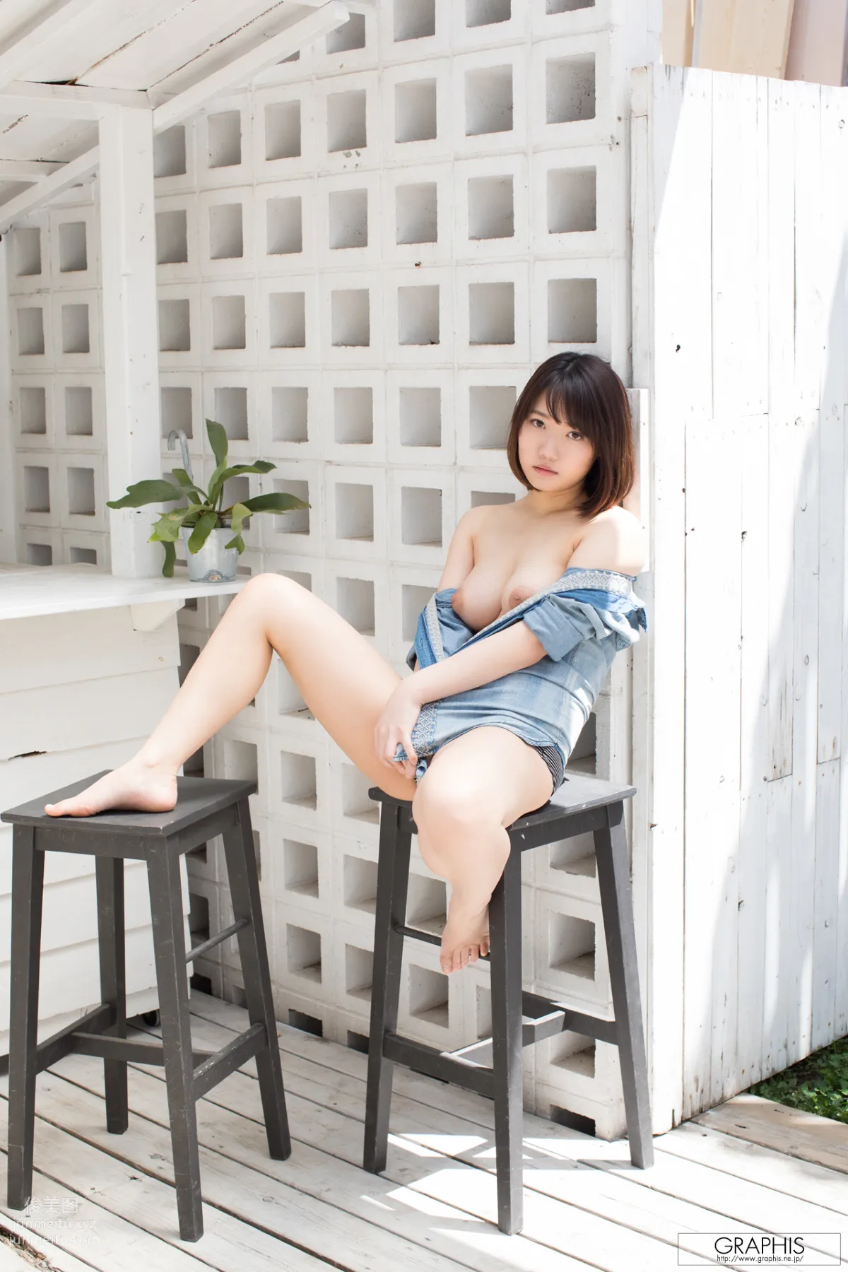 [Graphis] 2017.05.31 Gals Mitsuha Kikukawa 菊川 みつ葉 『 Fresh seedlings 』 page 37