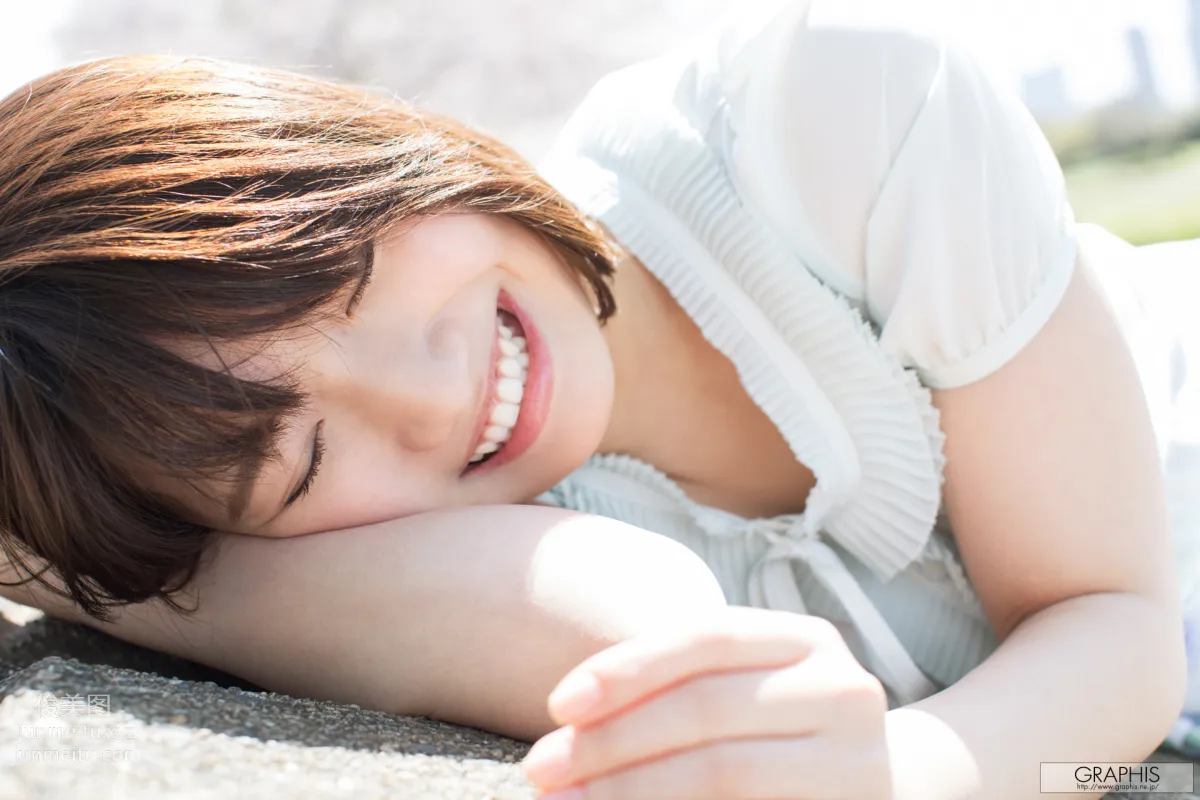 [Graphis] 2017.05.31 Gals Mitsuha Kikukawa 菊川 みつ葉 『 Fresh seedlings 』 page 8