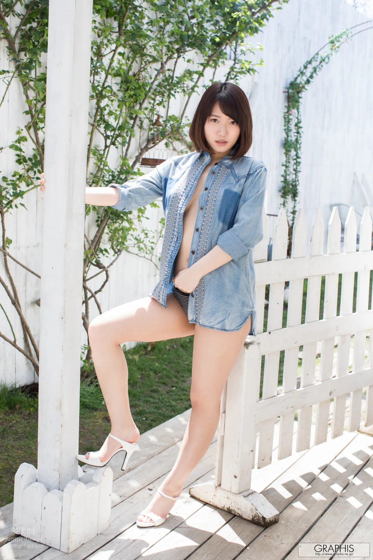[Graphis] 2017.05.31 Gals Mitsuha Kikukawa 菊川 みつ葉 『 Fresh seedlings 』 page 23