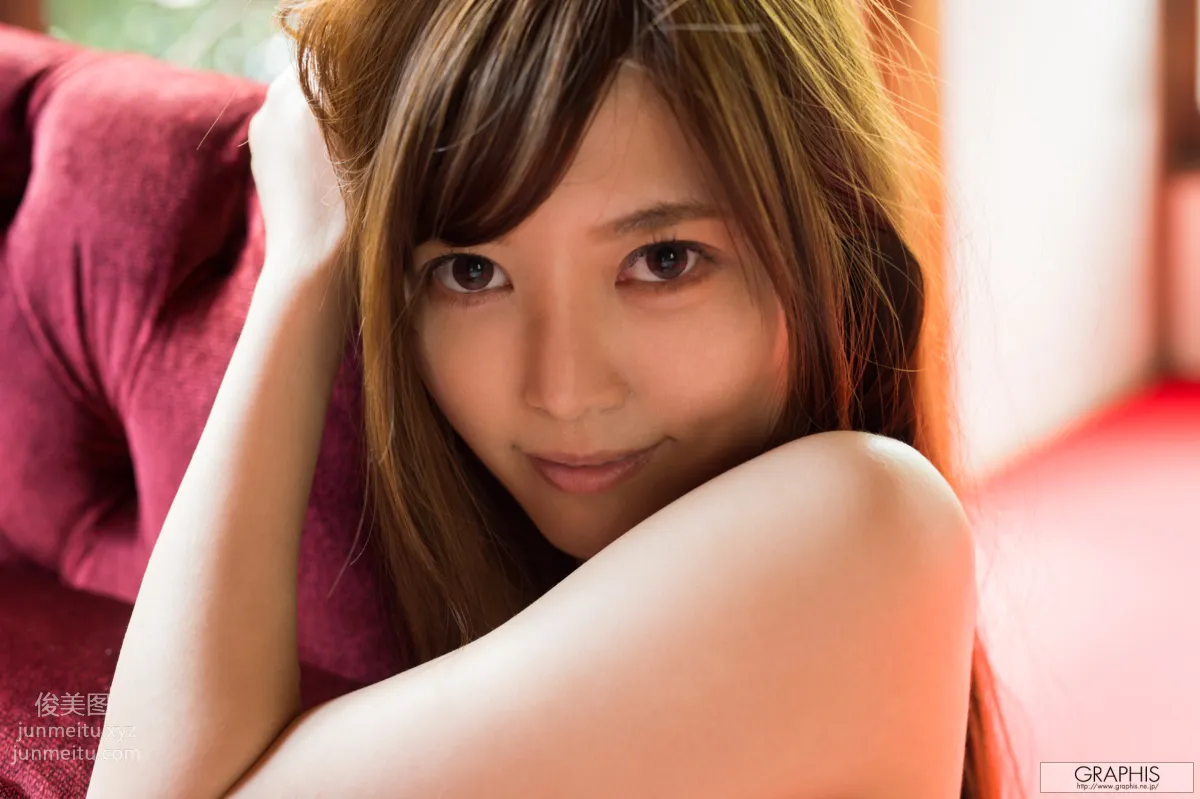[Graphis] 2017.06.16 Riria Sakaki 榊 梨々亜『 Limited Edition 』 page 4