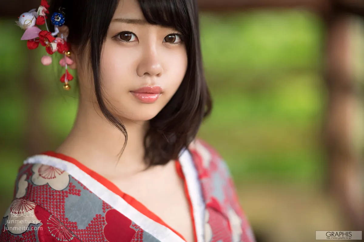 [Graphis] 2017.07.10 Suzu Harumiya 春宮 すず『 Spring Breeze 』 page 4