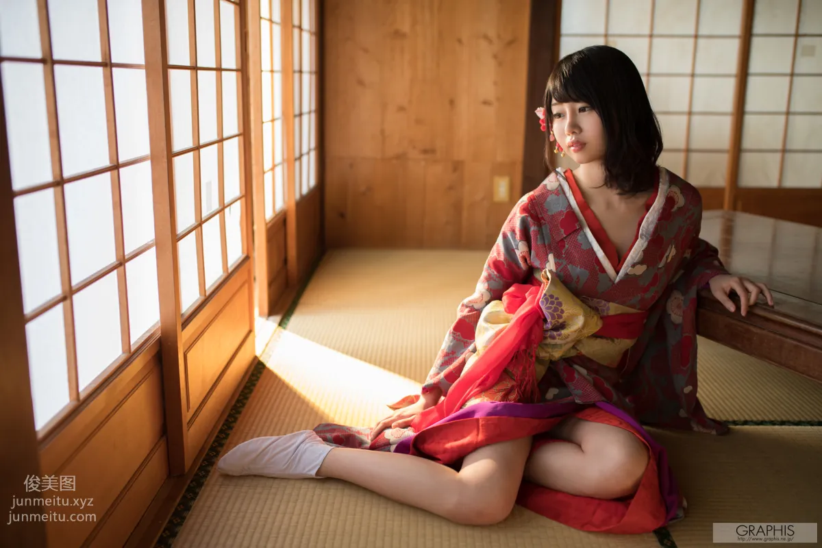 [Graphis] 2017.07.10 Suzu Harumiya 春宮 すず『 Spring Breeze 』 page 6