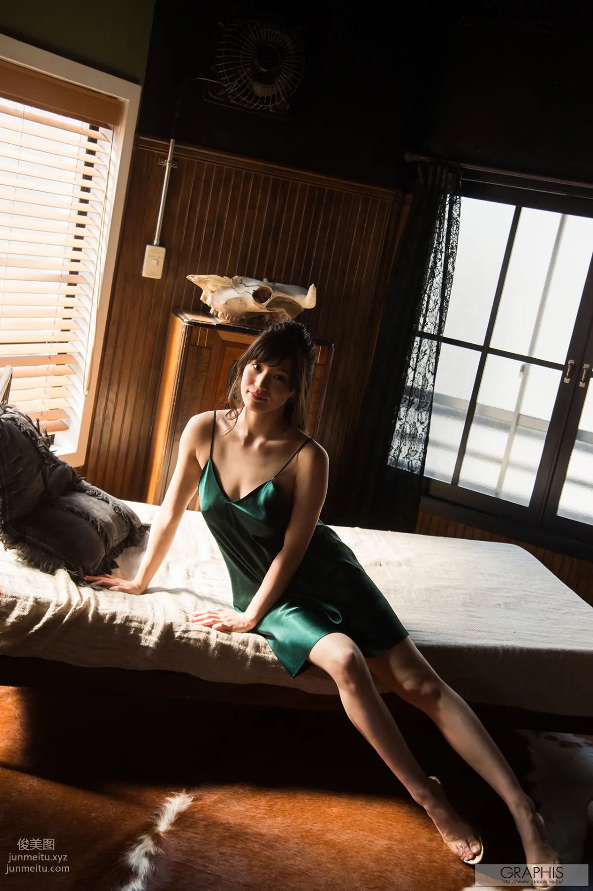[Graphis] 2017.08.28 Shoko Takahashi 高橋しょう子『 Madonna 』 page 94