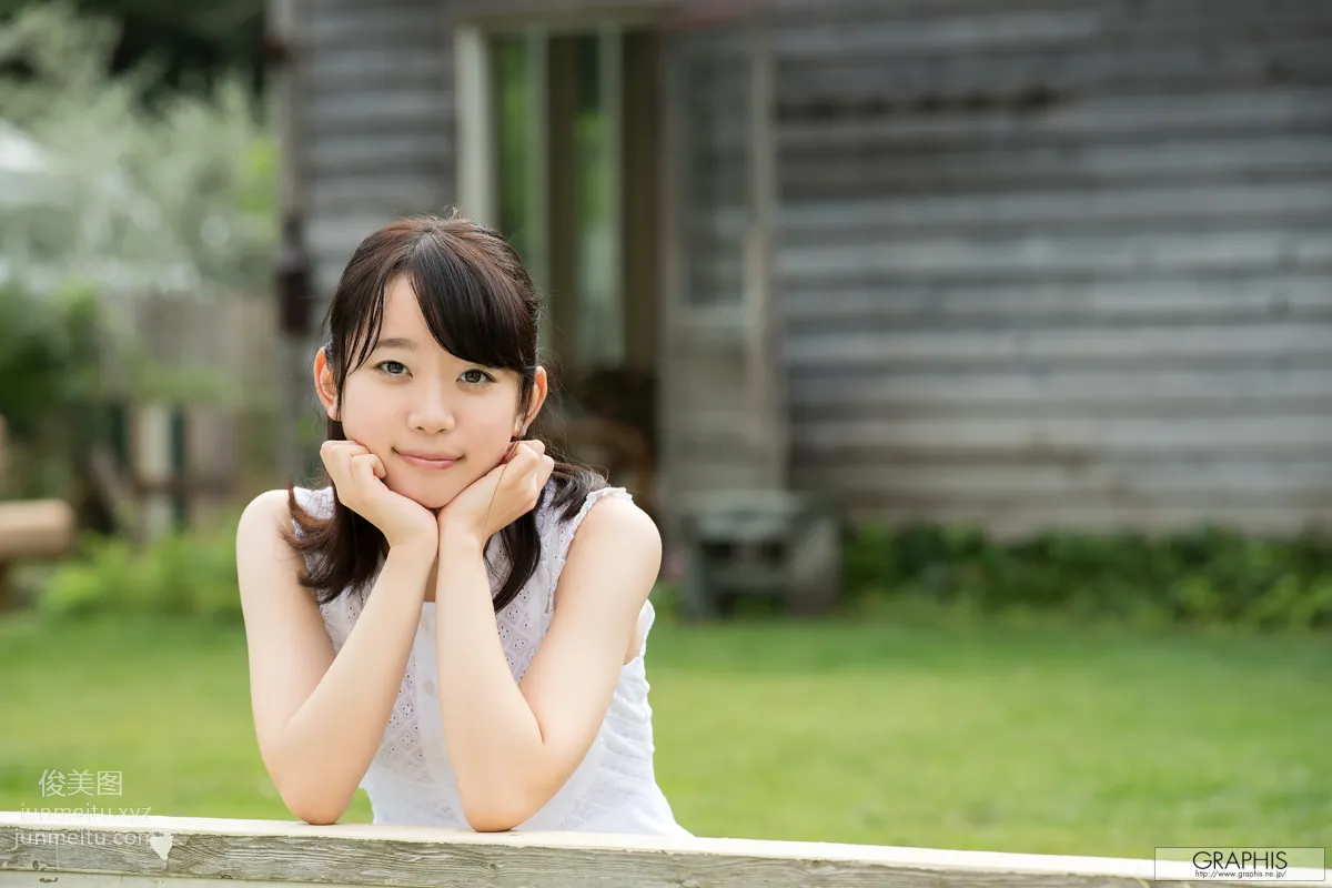 [Graphis] 2017.11.25 First Gravure 初脫ぎ娘 Yura Kano 架乃ゆら page 14