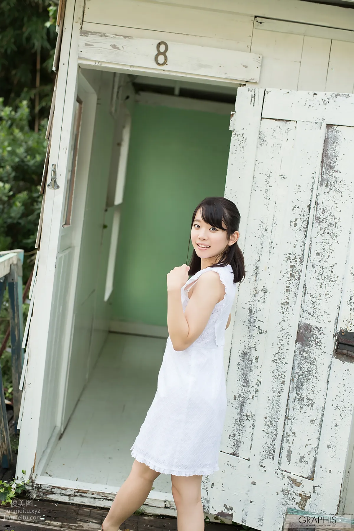 [Graphis] 2017.11.25 First Gravure 初脫ぎ娘 Yura Kano 架乃ゆら page 16