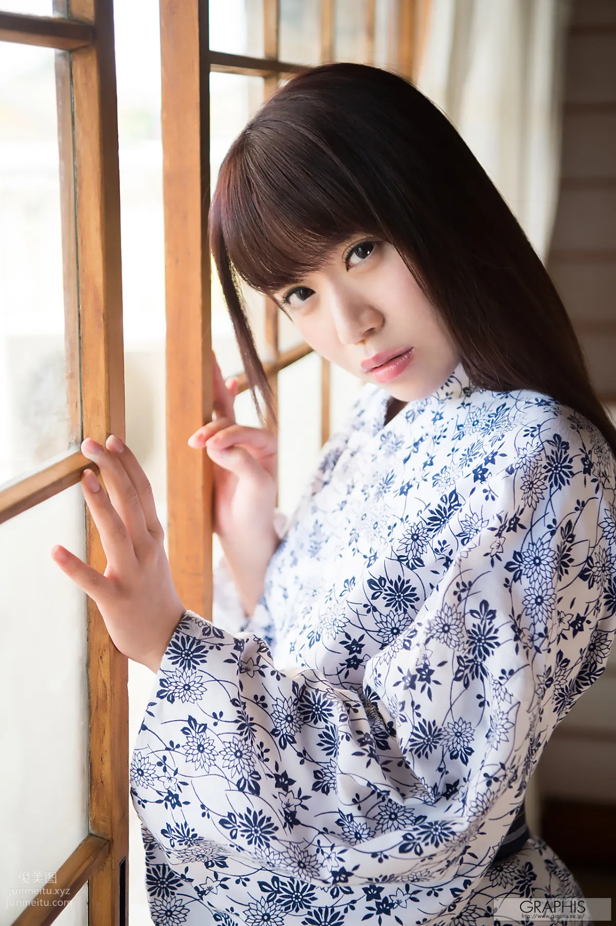 [Graphis] 2017.12.13 Gals 初美りん Rin Hatsumi [Look at me!] page 29