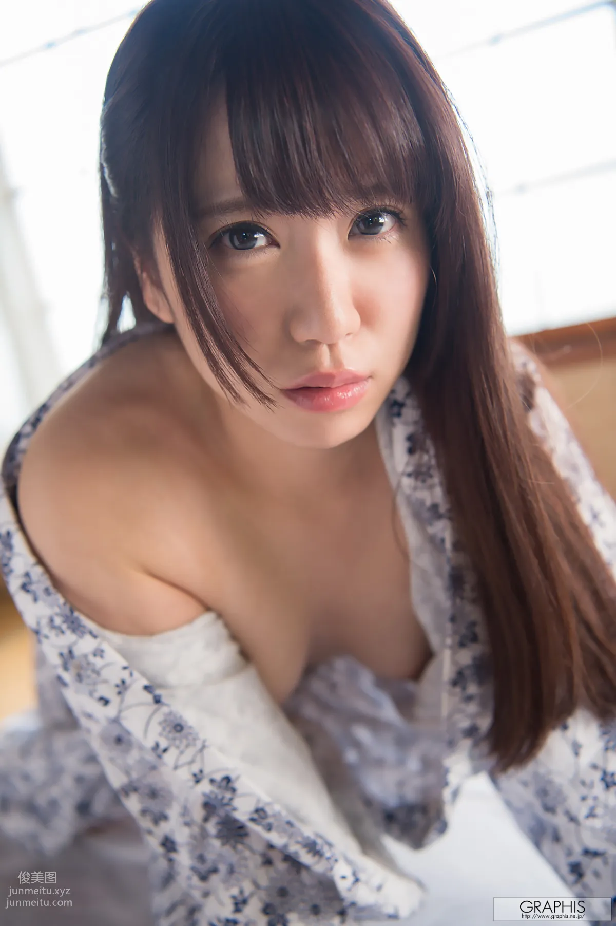 [Graphis] 2017.12.13 Gals 初美りん Rin Hatsumi [Look at me!] page 37