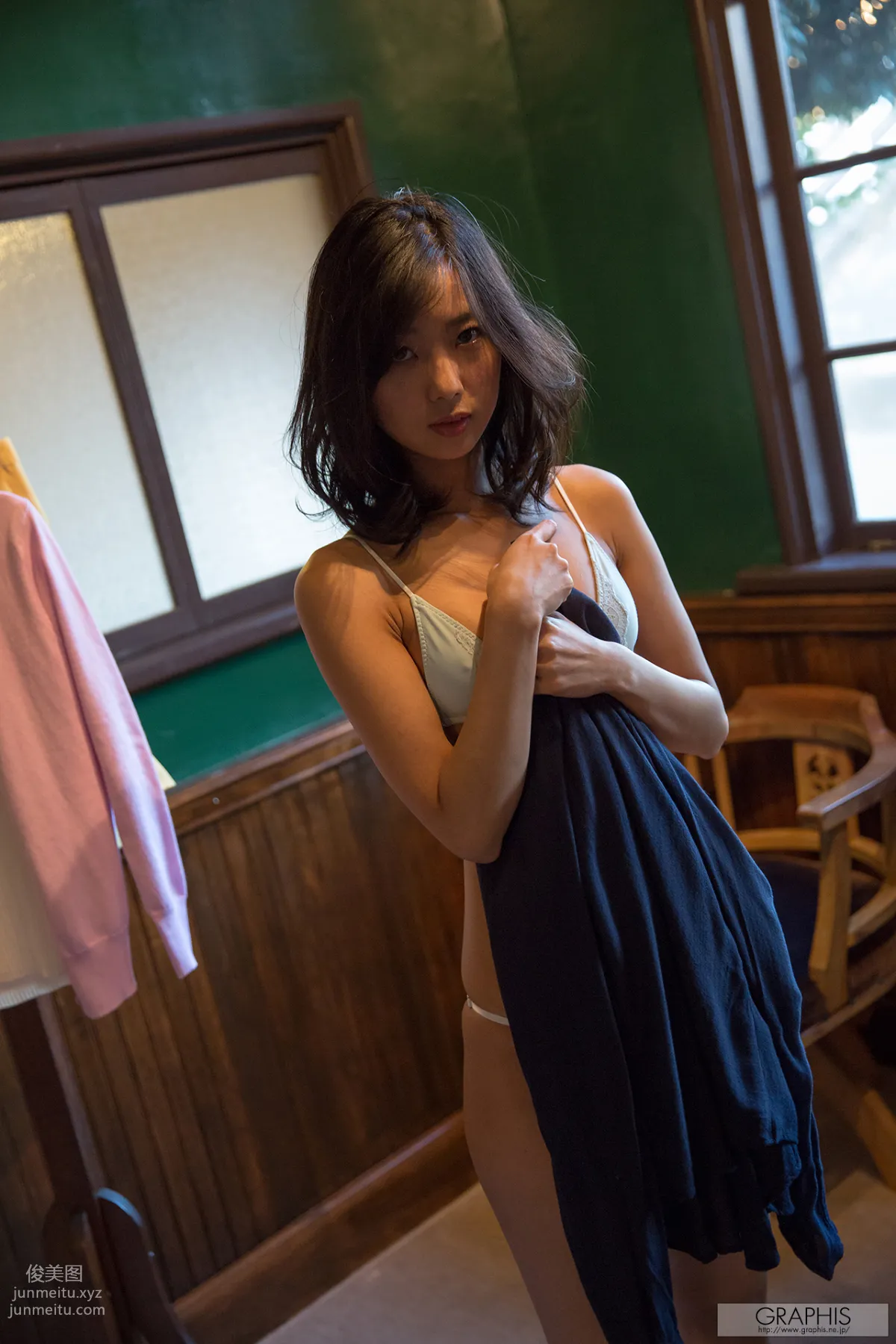 [Graphis] 2018.03.12 初脫ぎ娘 竹田ゆめ Yume Takeda page 71
