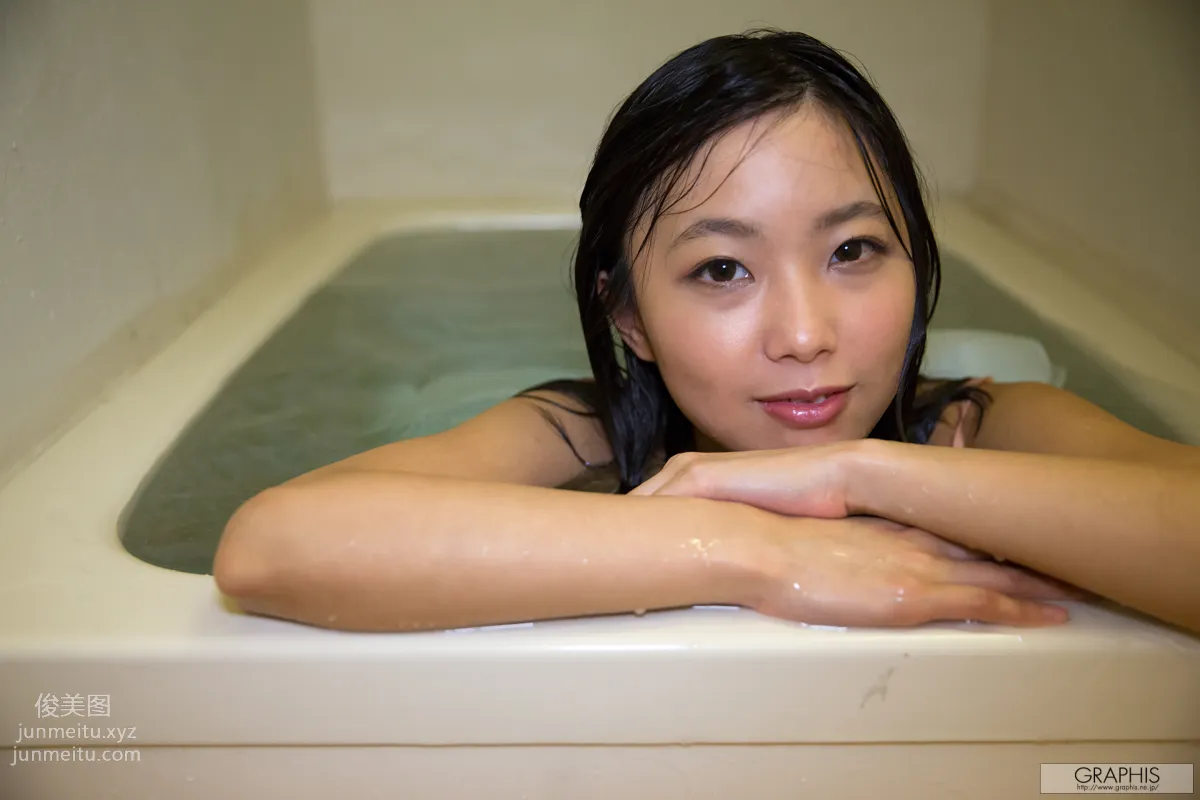 [Graphis] 2018.03.12 初脫ぎ娘 竹田ゆめ Yume Takeda page 110
