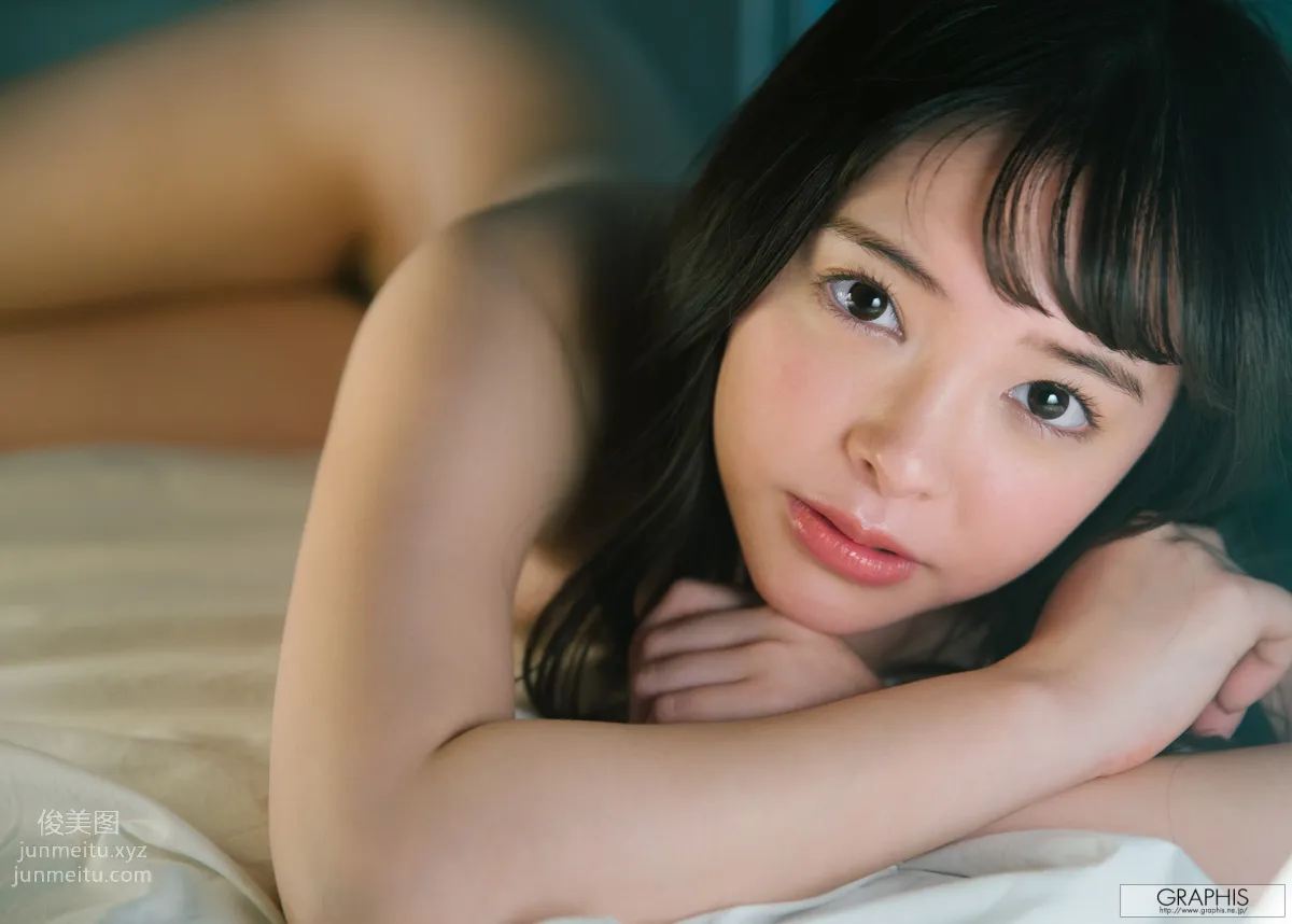 [Graphis] 2018.04.09 初脫ぎ娘 小倉由菜 Yuna Ogura page 111