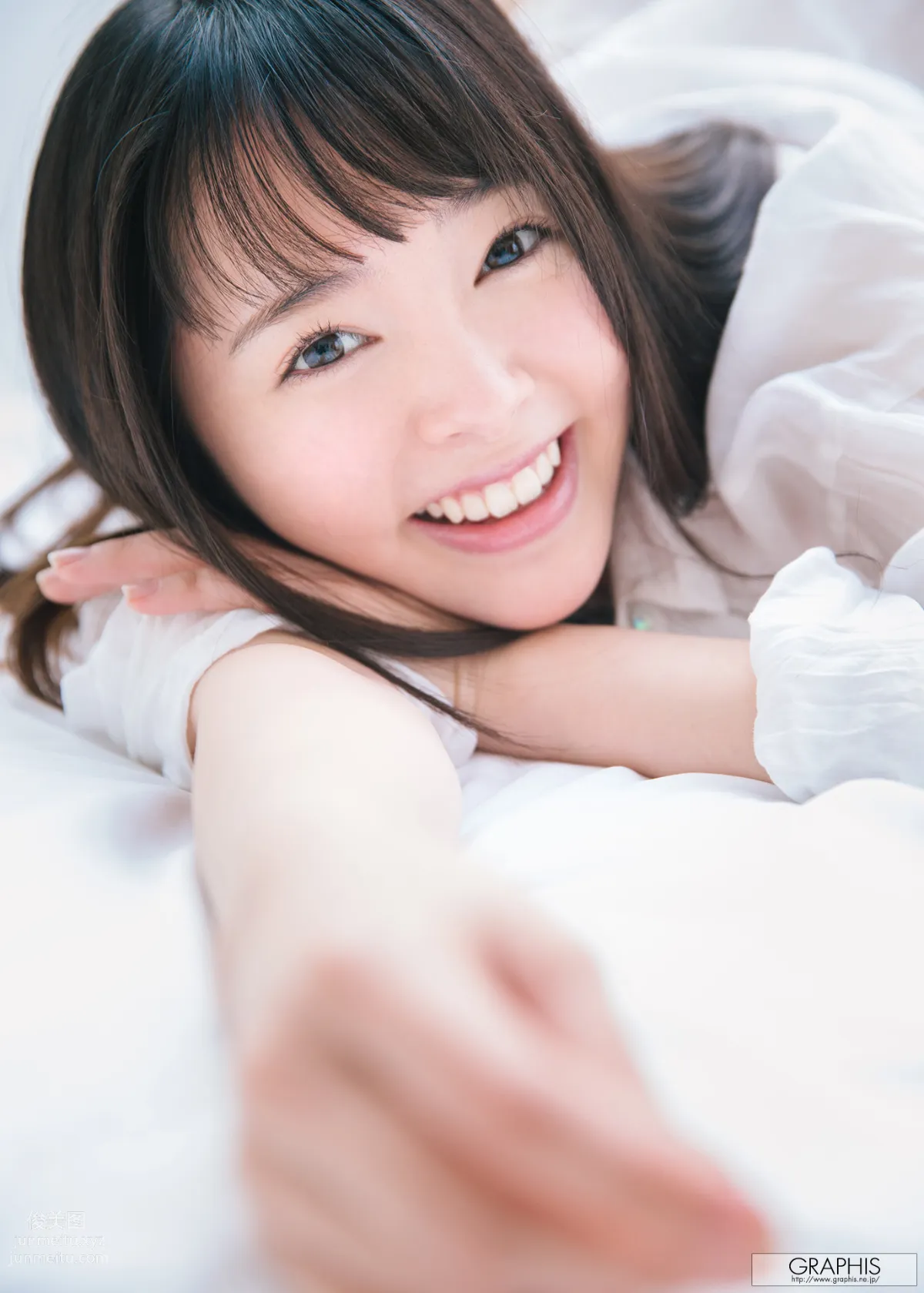 [Graphis] 2018.04.09 初脫ぎ娘 小倉由菜 Yuna Ogura page 58