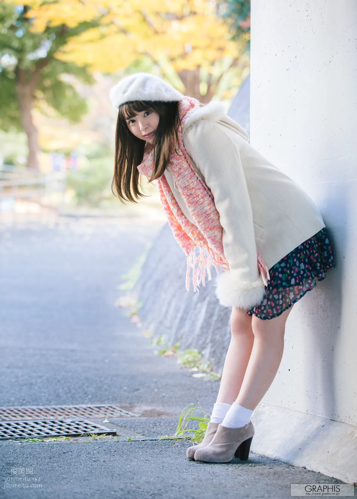 [Graphis] 2018.04.09 初脫ぎ娘 小倉由菜 Yuna Ogura page 10