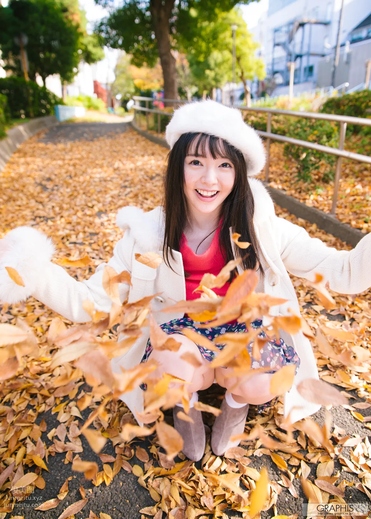 [Graphis] 2018.04.09 初脫ぎ娘 小倉由菜 Yuna Ogura page 7