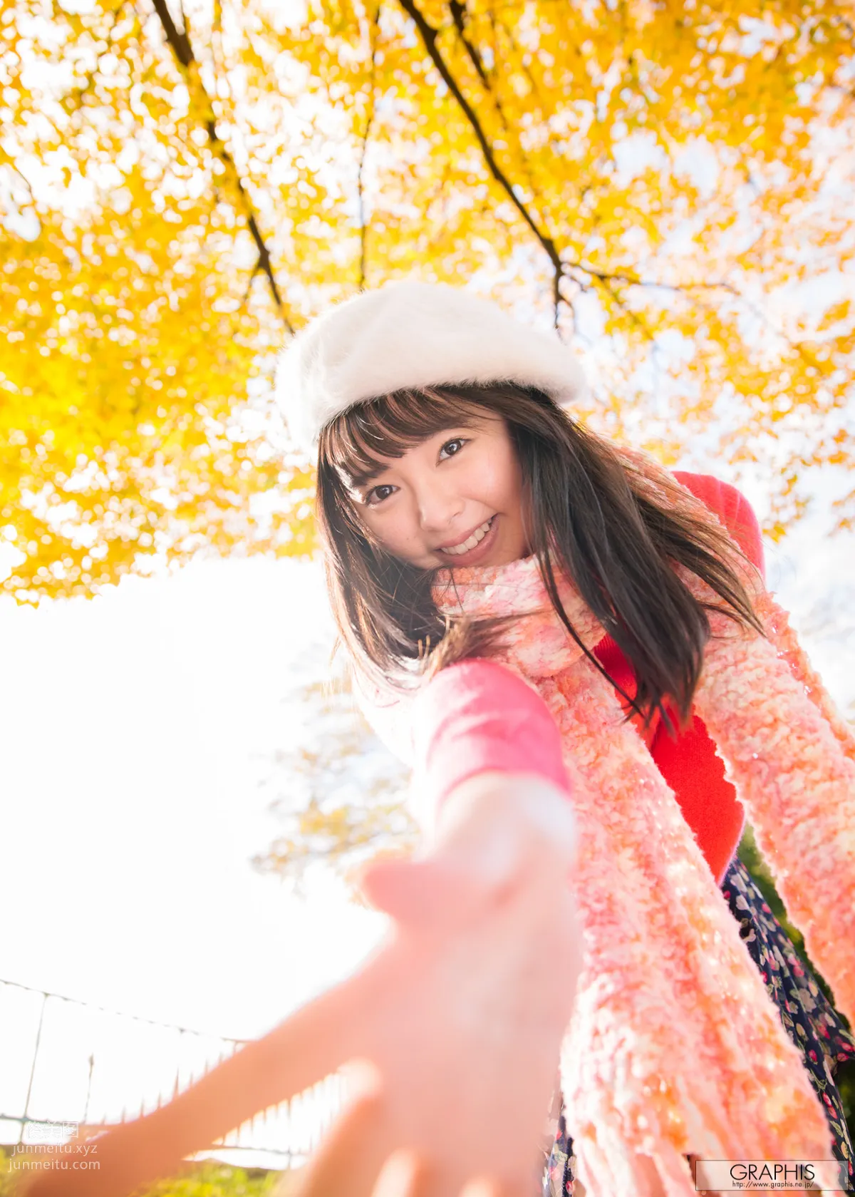[Graphis] 2018.04.09 初脫ぎ娘 小倉由菜 Yuna Ogura page 6