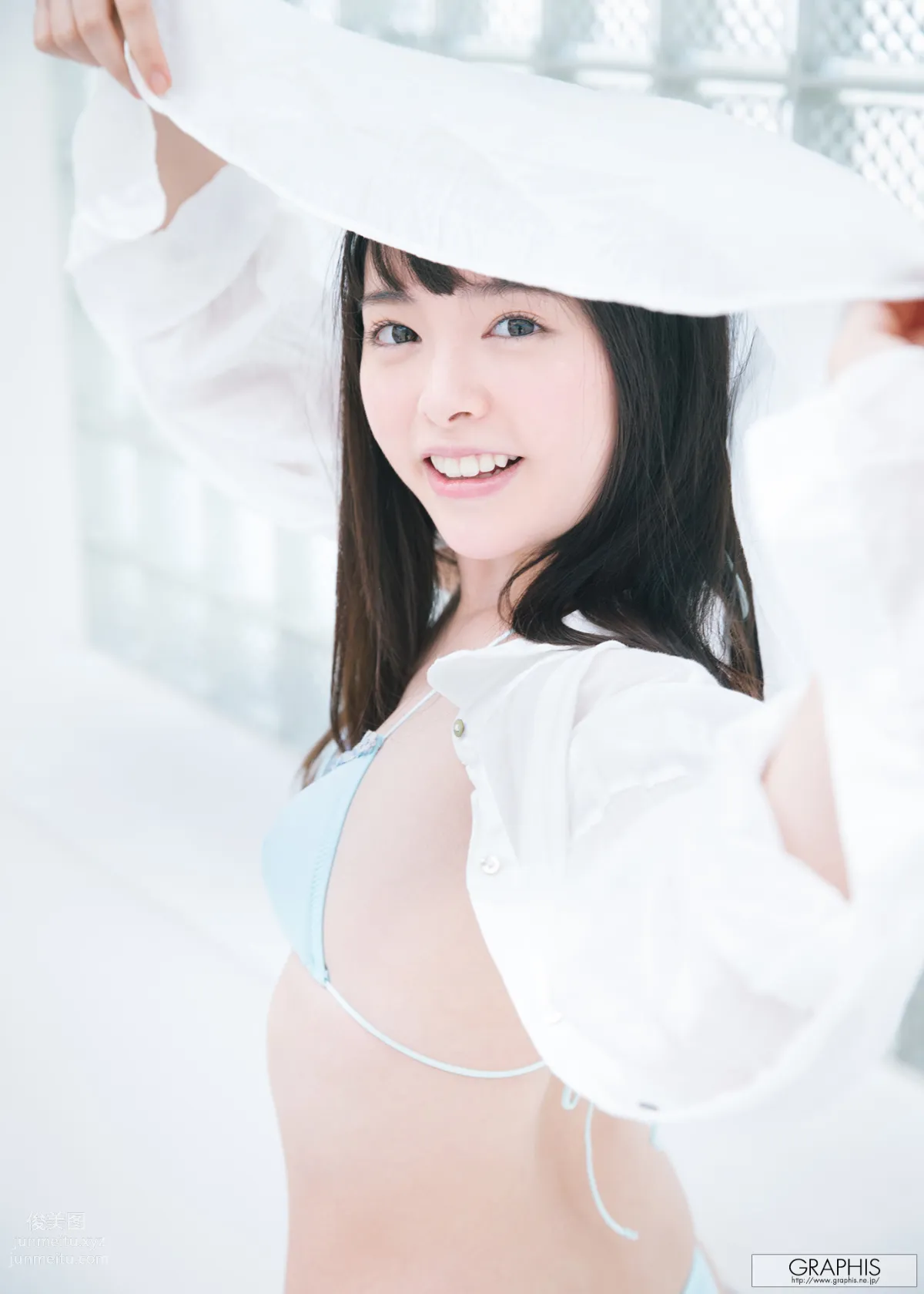 [Graphis] 2018.04.09 初脫ぎ娘 小倉由菜 Yuna Ogura page 69