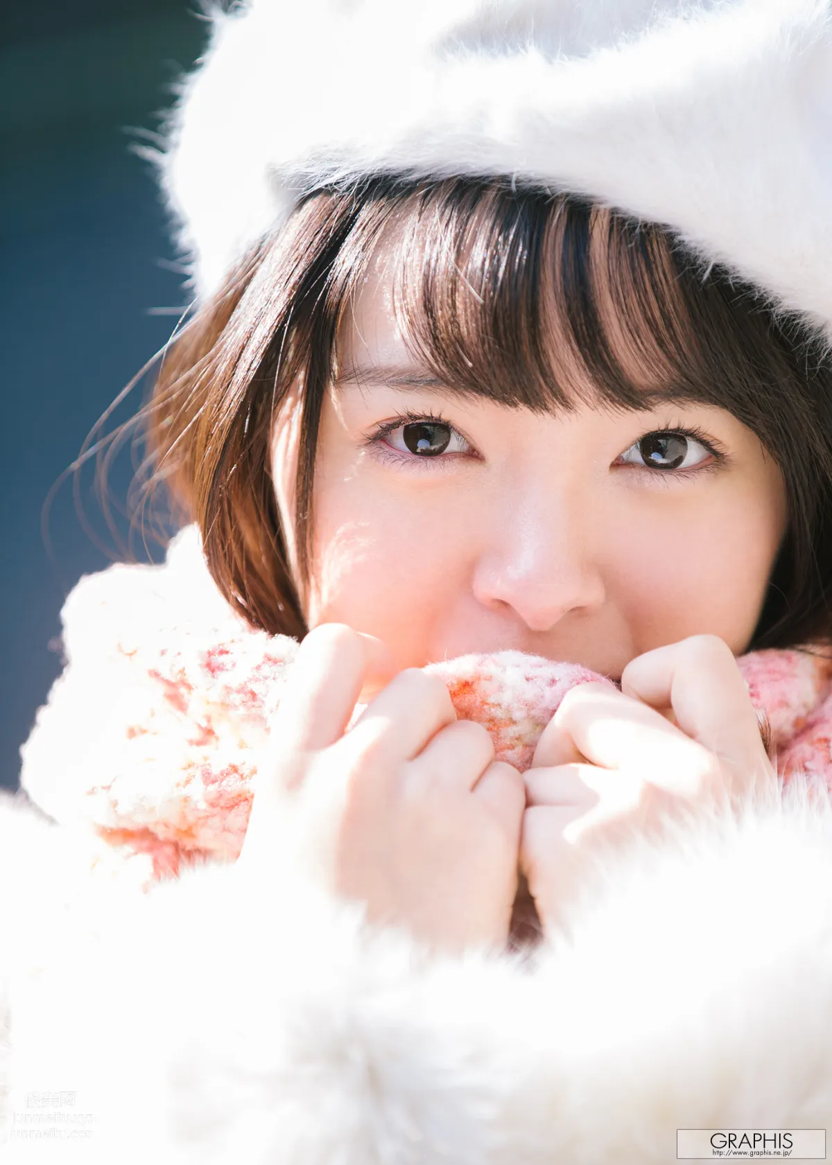 [Graphis] 2018.04.09 初脫ぎ娘 小倉由菜 Yuna Ogura page 11