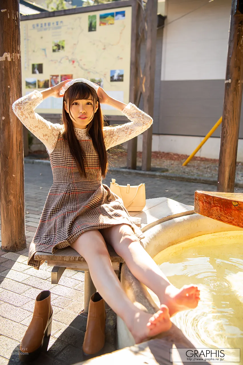 [Graphis] 2018.06 每日一枚 Arina Hashimoto 橋本ありな page 13