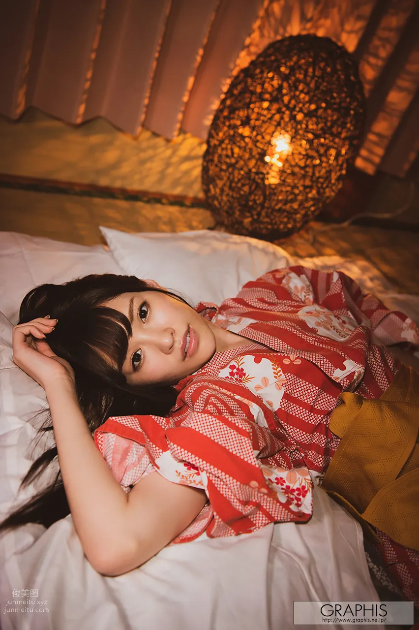 [Graphis] 2018.06 每日一枚 Arina Hashimoto 橋本ありな page 28